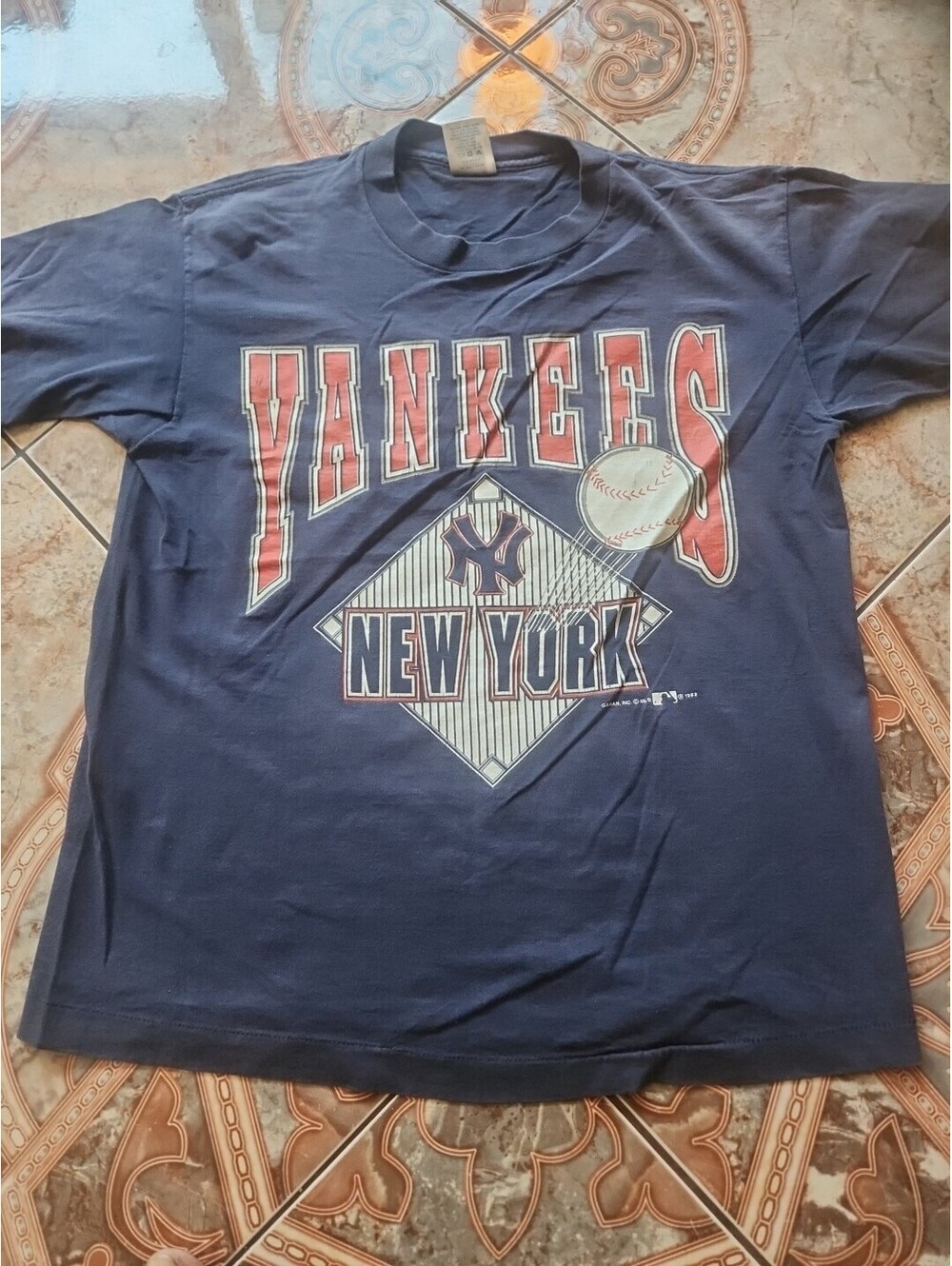 VTG 1992 NEW YORK YANKEES SINGLE STITCH T SHIRT Large BLUE 90s NYC GARAN BIG...